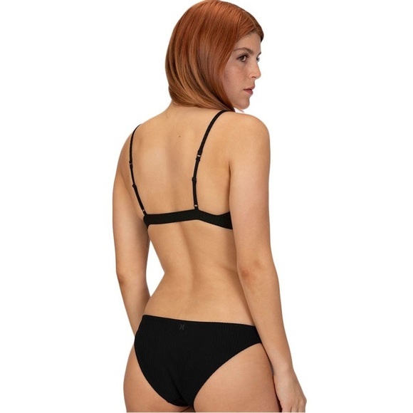 ☀️HURLEY☀️RIB TRIANGLE SRF TOP
RIB MOD SURF BOTTOM BIKINI SET - Picture 10 of 13